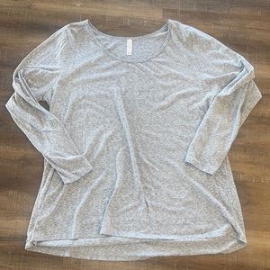 Like New 3X LuLaRoe Lynnae long sleeve tee